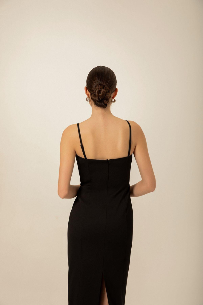 Sweetheart Neckline Red Midi Dress