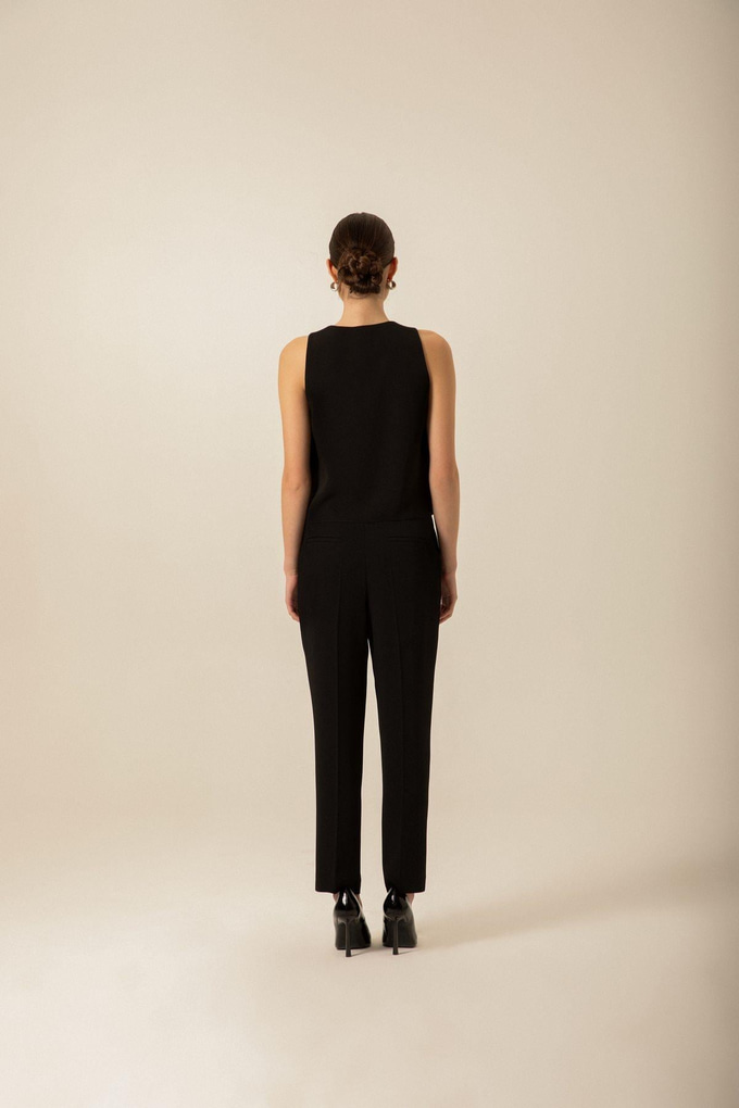 Krep Dokulu Geniş Kesim Siyah Pantolon