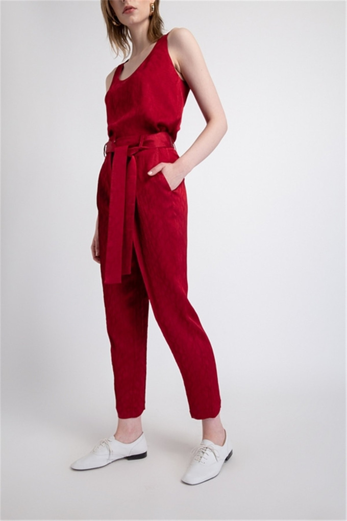 Kuşak Detaylı, Jakarlı Pantolon Bordo