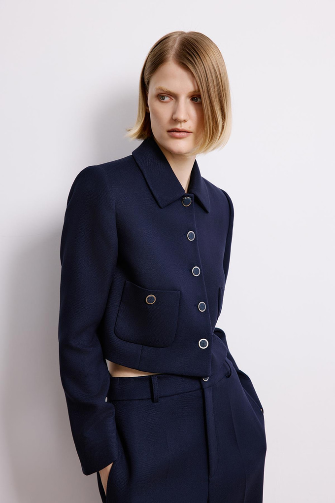 Metal Düğmeli Lacivert Crop Ceket