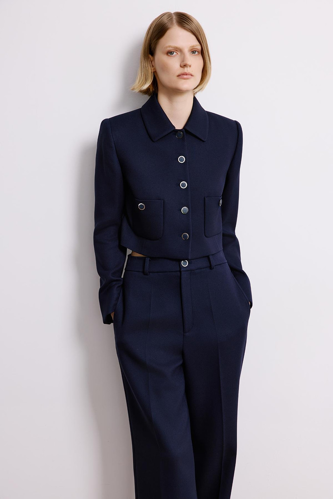 Metal Düğmeli Lacivert Crop Ceket