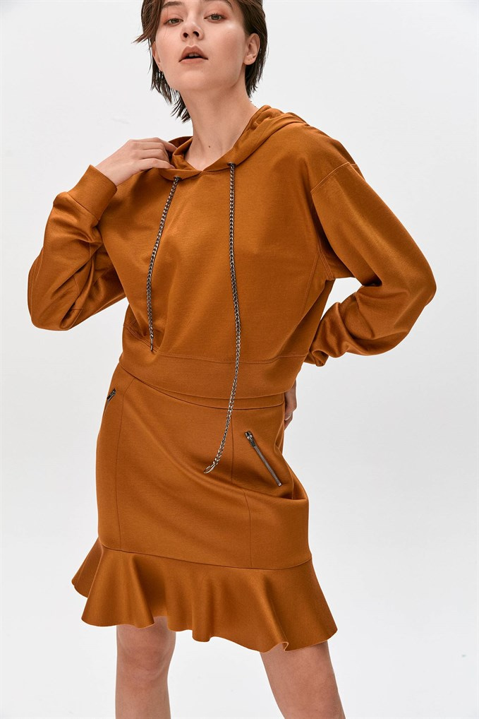 Kahverengi Kapüşonlu Kısa Sweatshirt