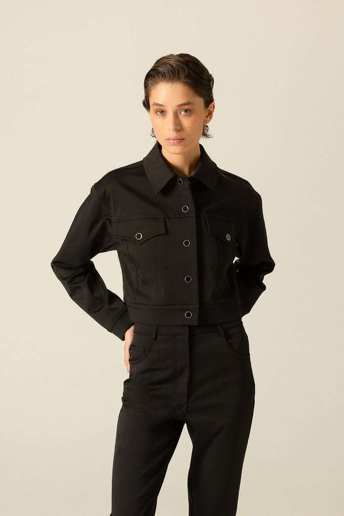 Front Buttoned Pocketed Black Jacket