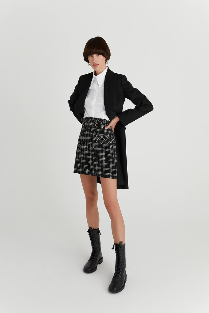 Buttoned Masculine Coat