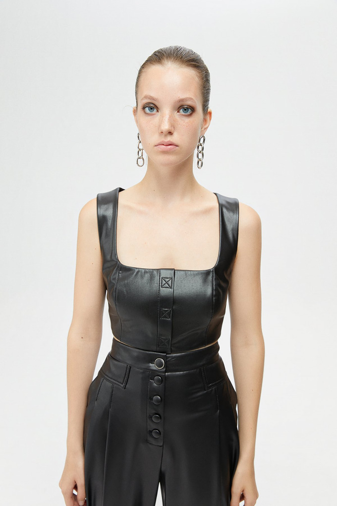 Suni Deri Crop Top