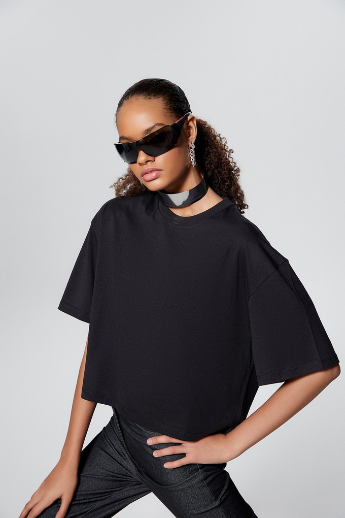 Taşlı Basic Siyah T-Shirt