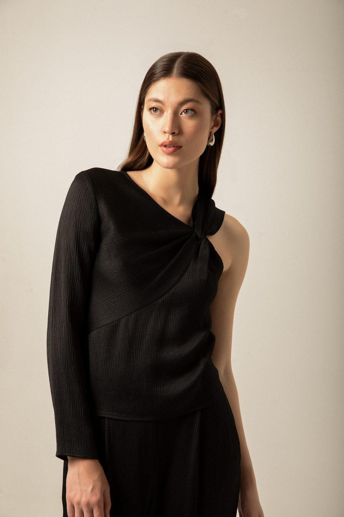 Single Sleeve Crinkle Textured Brown Blouse