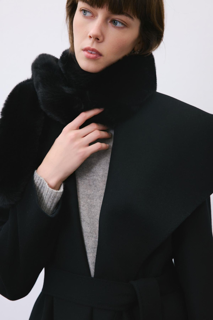 Fluffy Black Faux Fur Scarf