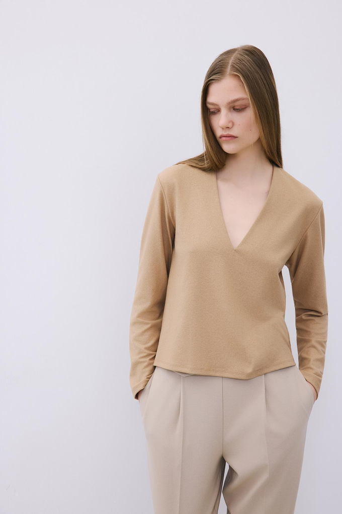 V Yaka Basic Camel Triko Bluz