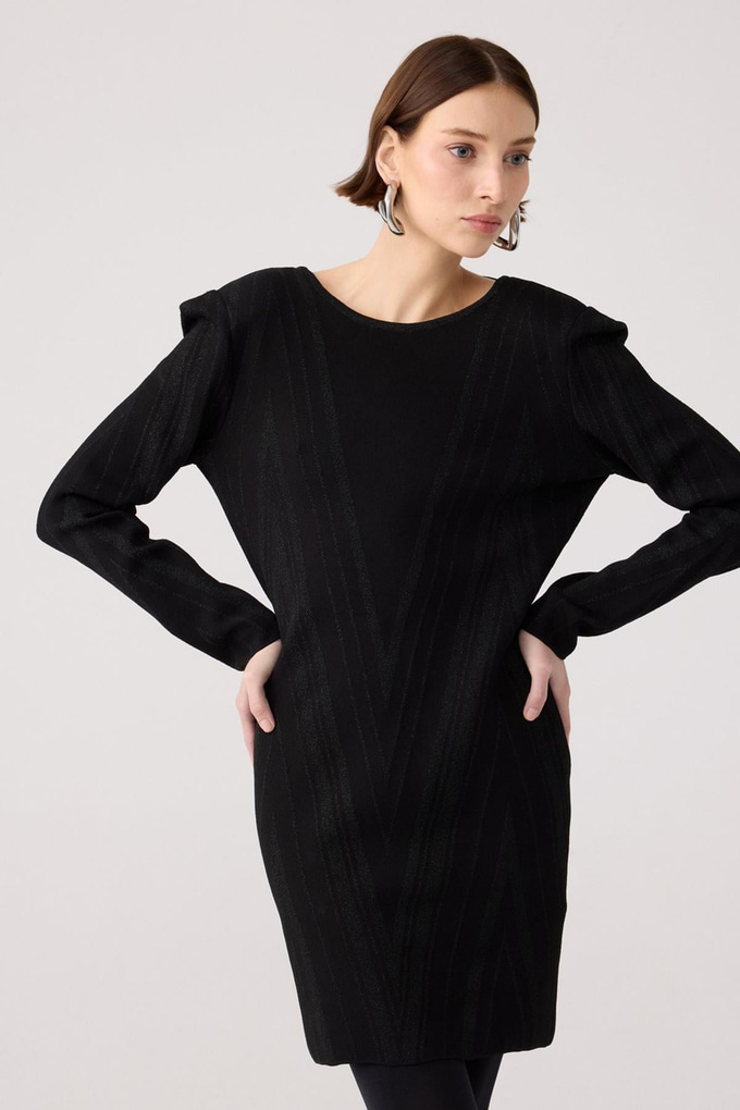 Vatkalı Siyah Triko Mini Elbise