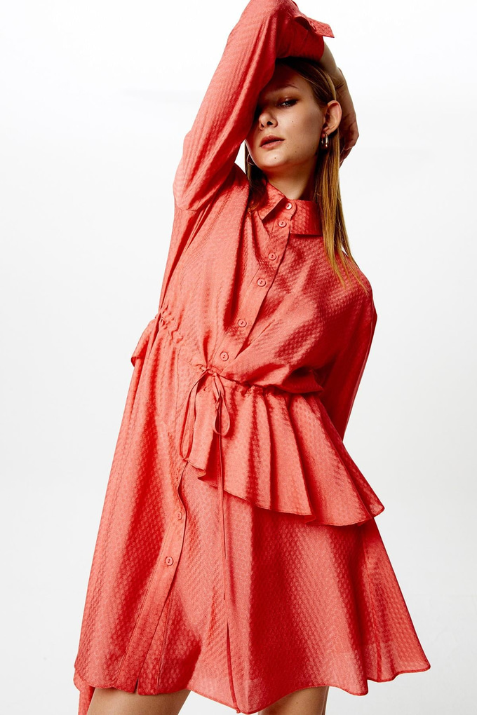 Volanlı Asimetrik Mercan Elbise