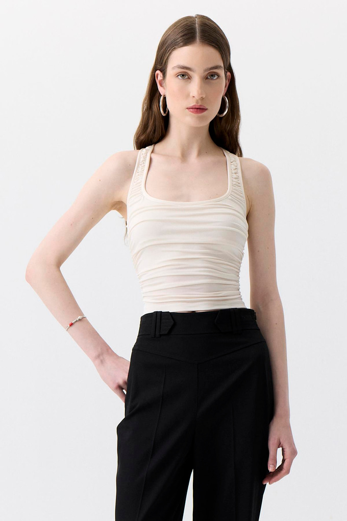 Yan Büzgülü Streç Ekru Bluz
