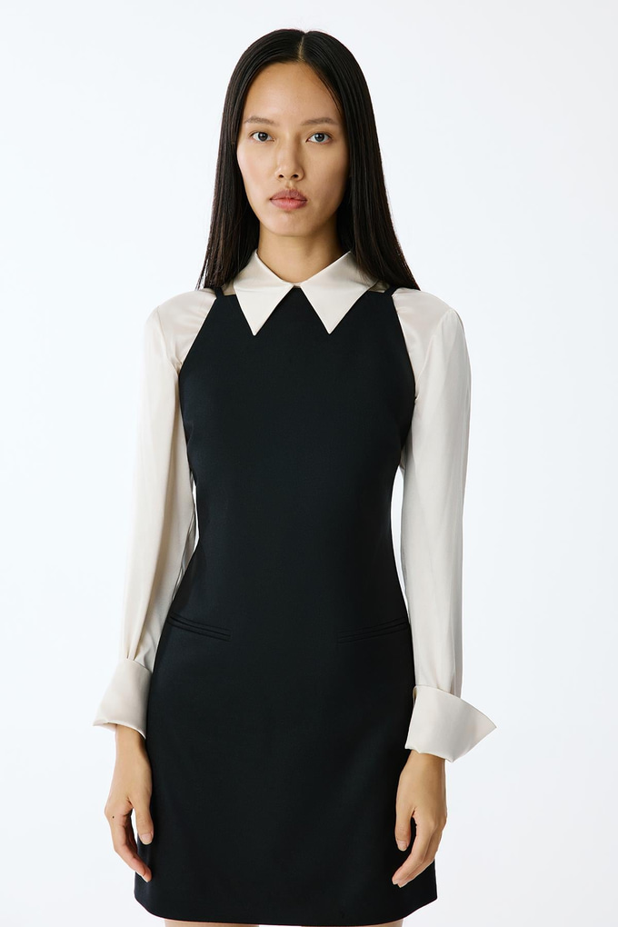 Yün Dokulu Kare Yaka Mini Siyah Elbise