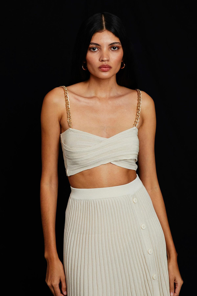 Zincir Askılı Ekru Triko Top
