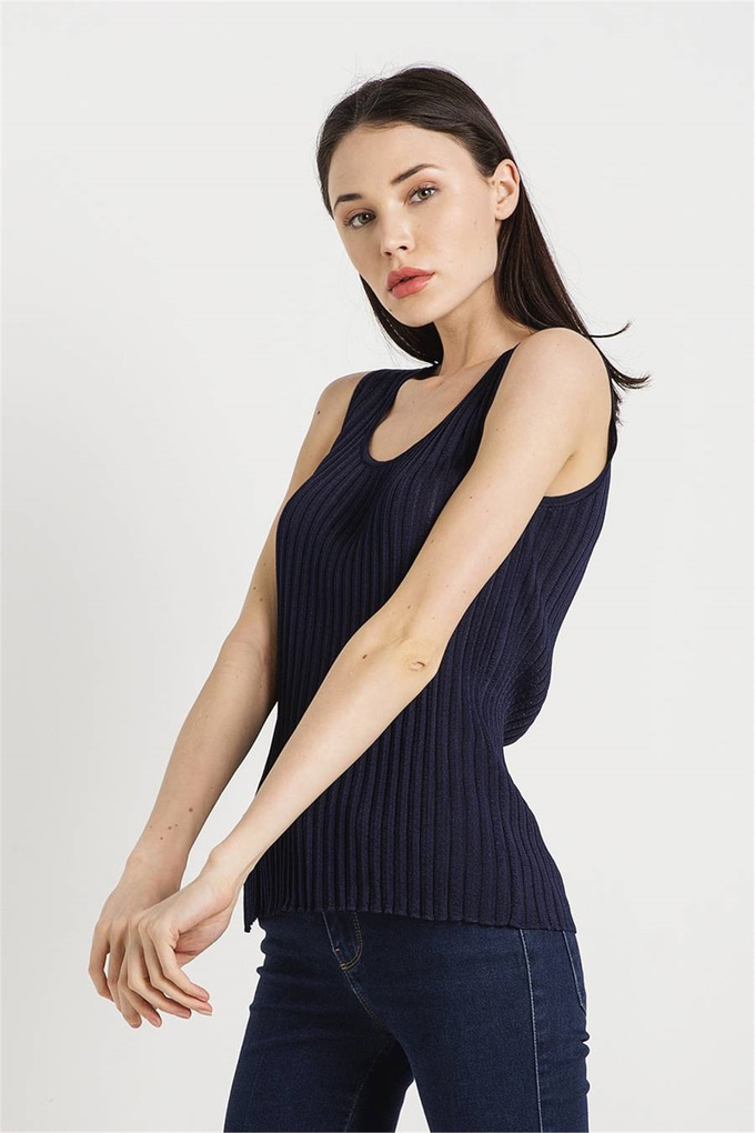10780086 Lacivert Triko Atlet