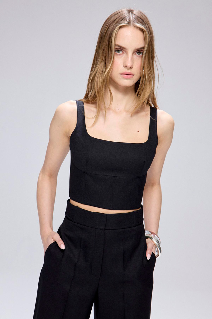 Strappy Chest Cup Zipper Black Bustier