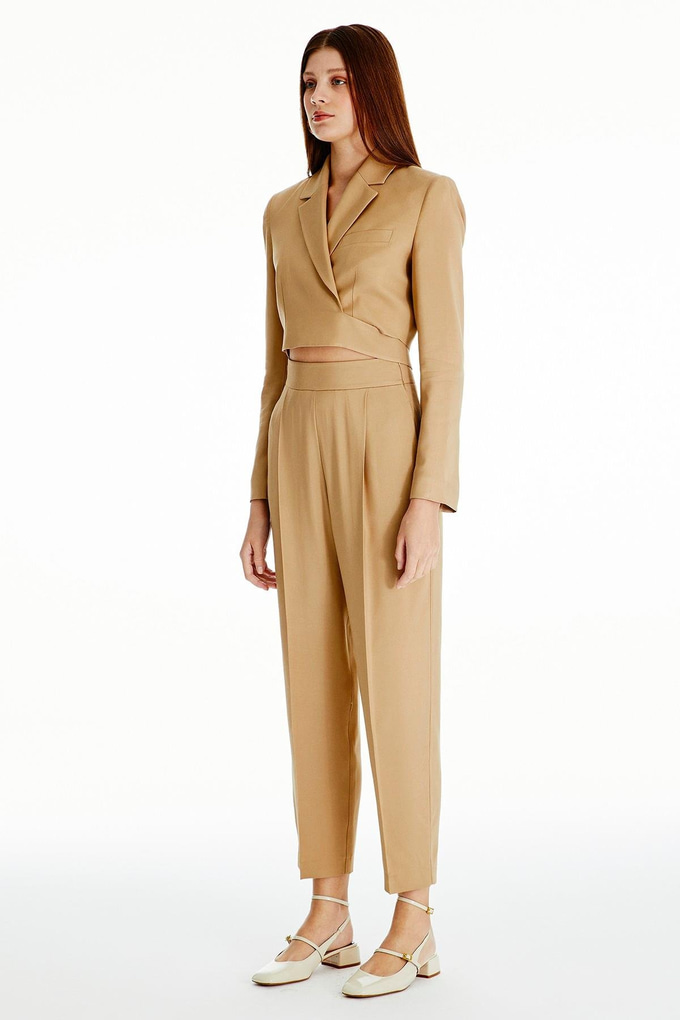 Bağlama Detaylı Camel Crop Blazer