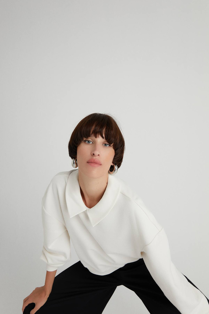 Bebe Yaka Ekru Sweat