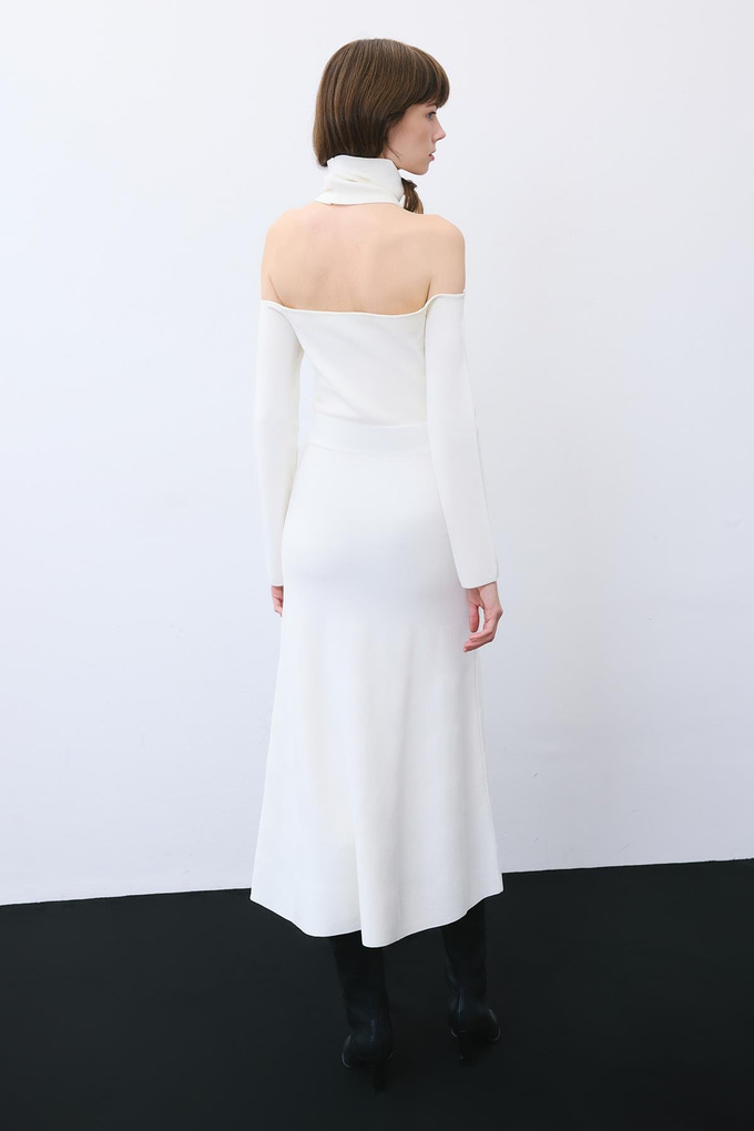 Ecru Knit Midi Skirt with Elastic Waist