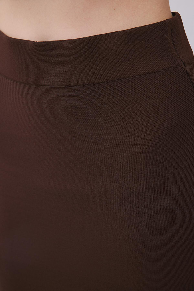 Brown Knit Midi Skirt with Elastic Waist