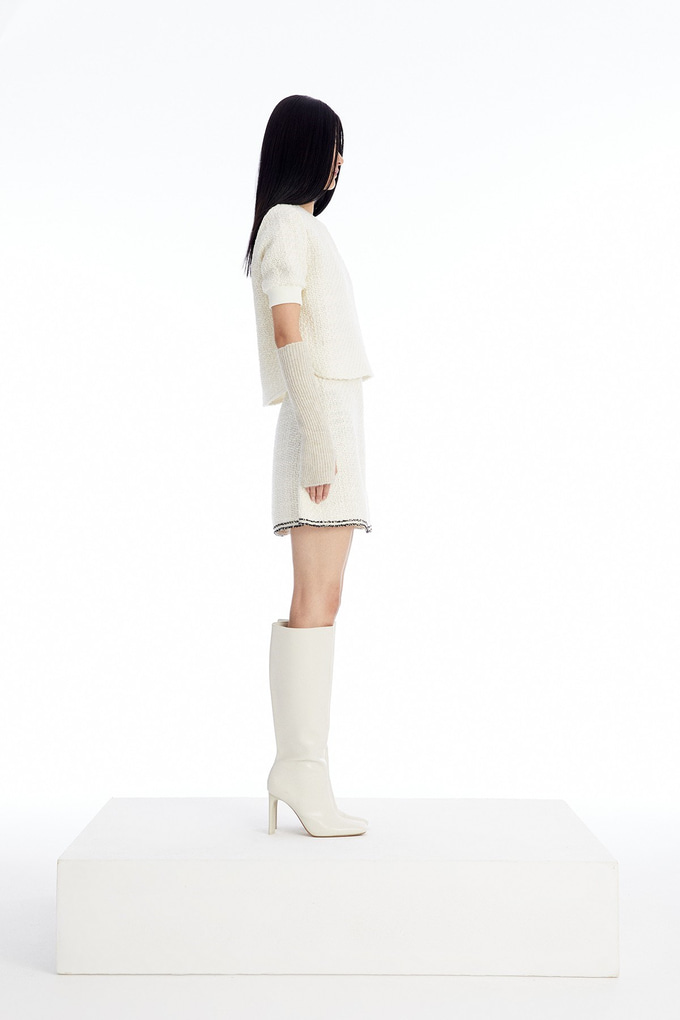 Dokulu Crop Ekru T-Shirt