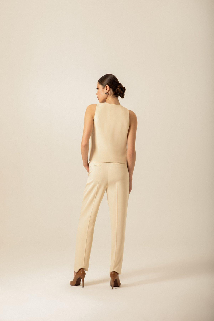 Fermuar Detaylı V Yaka Ekru Bluz