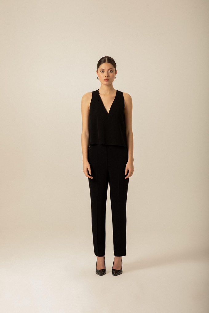 Fermuar Detaylı V Yaka Siyah Bluz