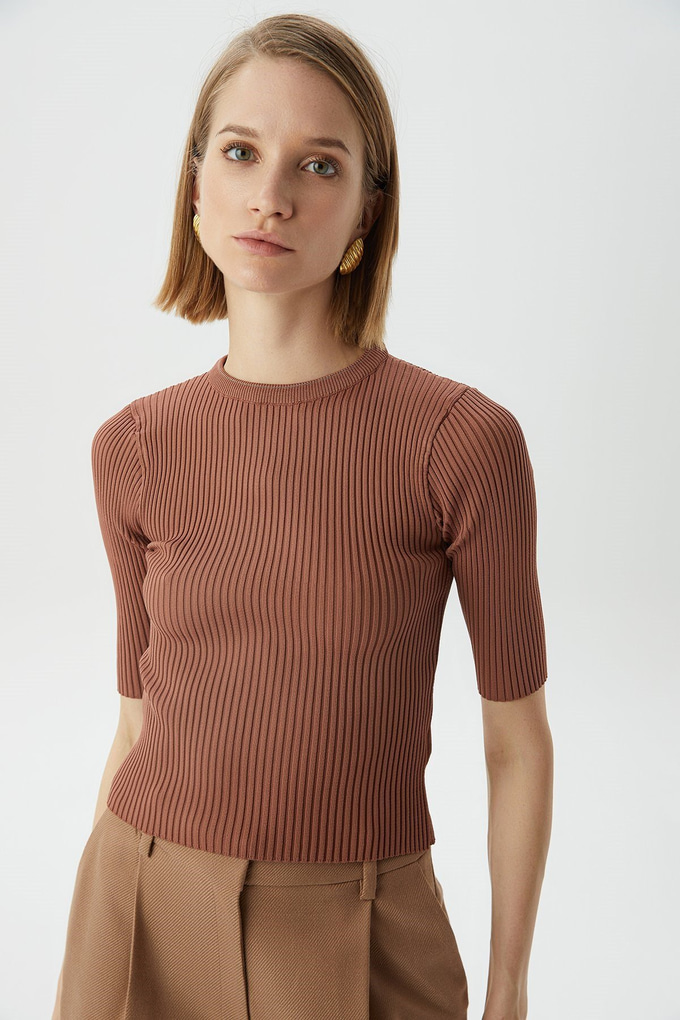Ribbed Crop Top