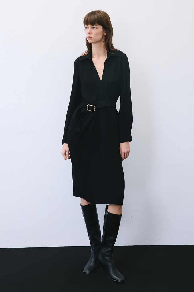 Gold Tokalı Midi Siyah Elbise