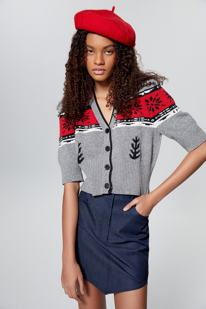 Gri Kısa Kollu Desenli Crop Hırka