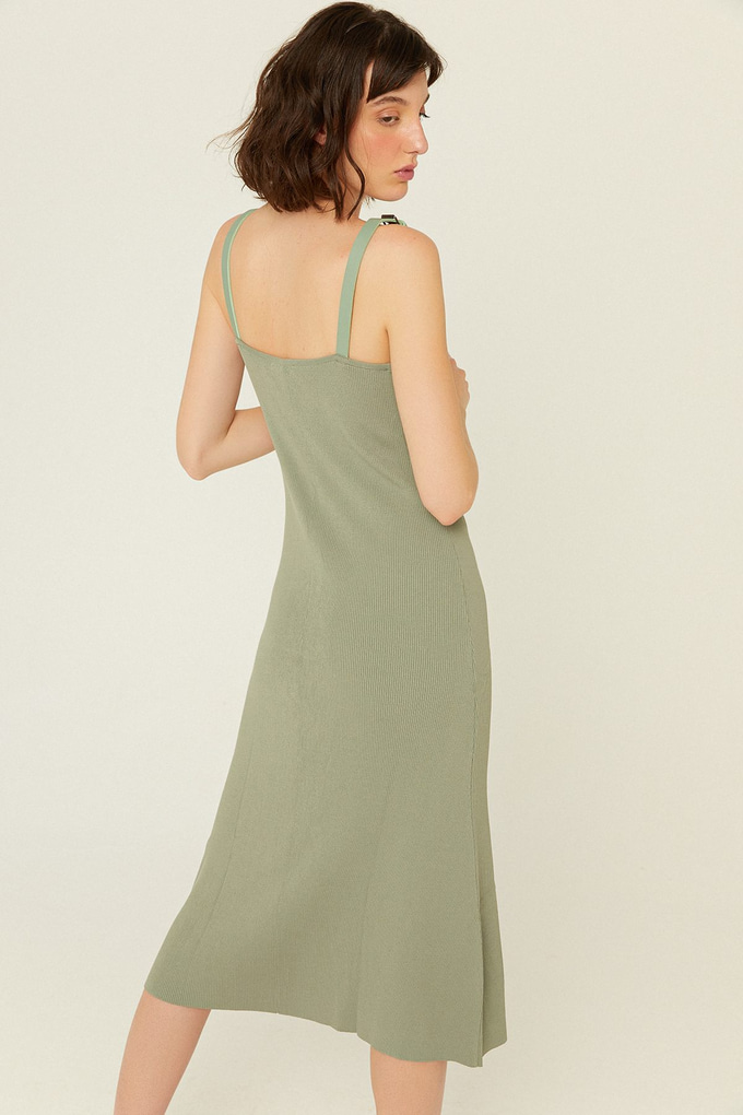 Haki Askıları Kemer Detaylı Uzun Triko Elbise