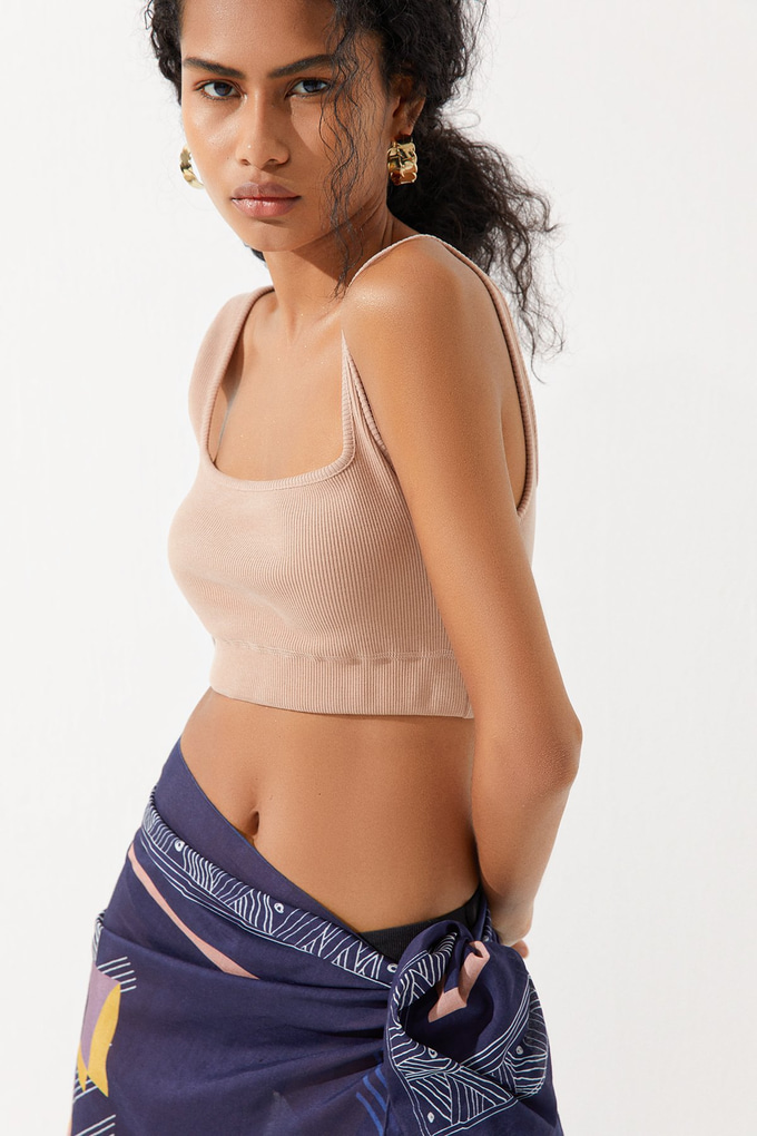Kare Yaka Askılı Crop Top