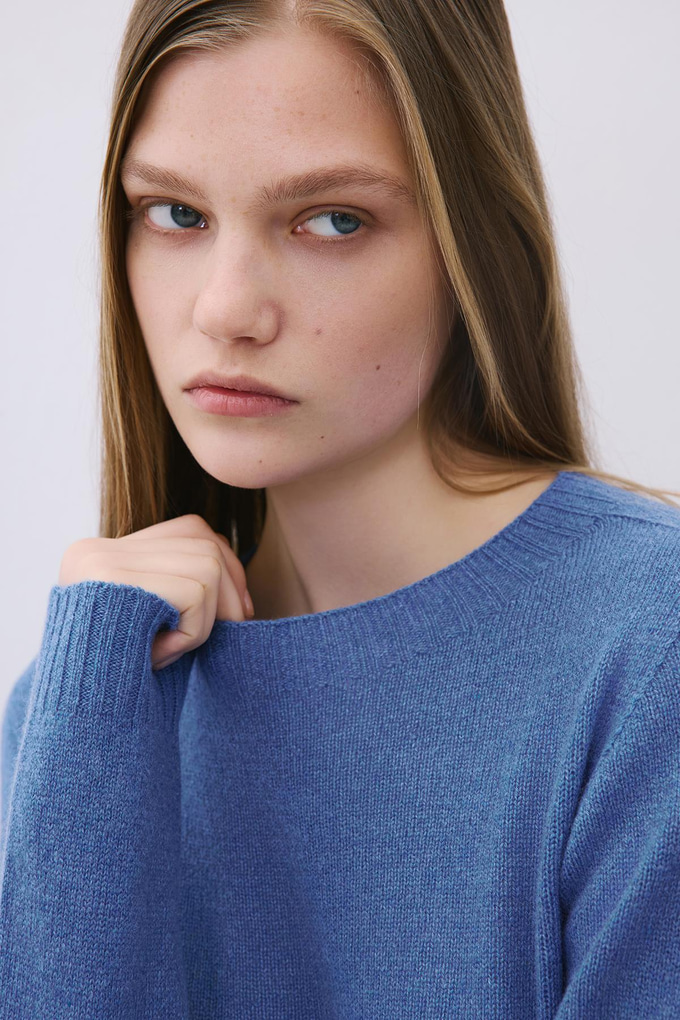 Blue Cashmere Basic Knit Blouse