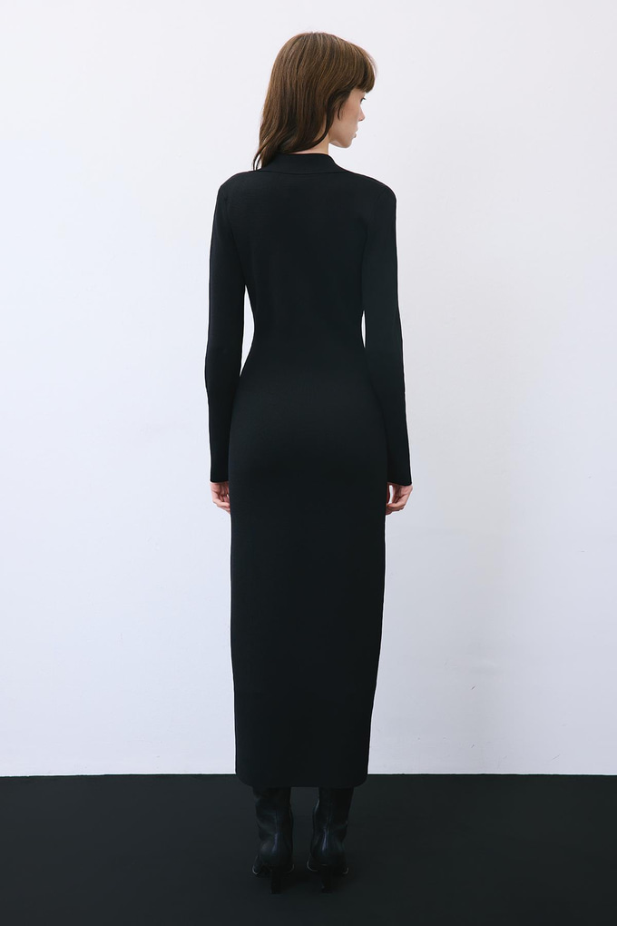 Korsajlı Uzun Siyah Triko Elbise