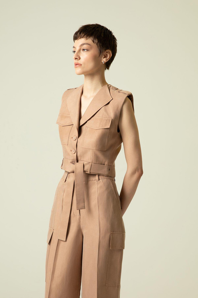 Kuşak Detaylı Kolsuz Camel Crop Ceket