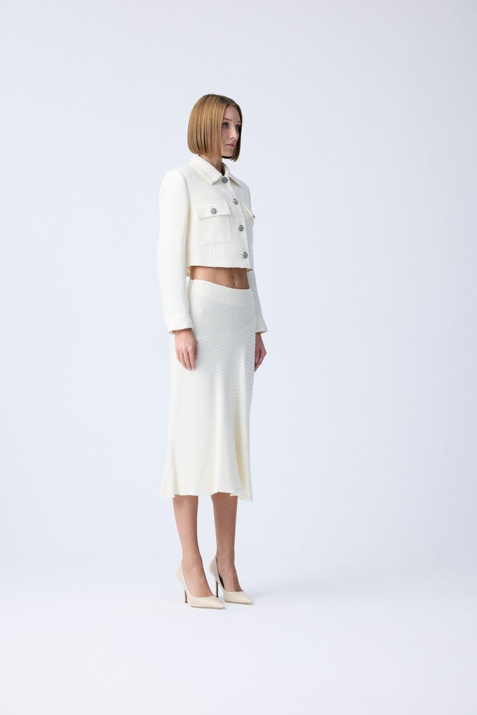 Metal Düğme Detaylı Ekru Ceket