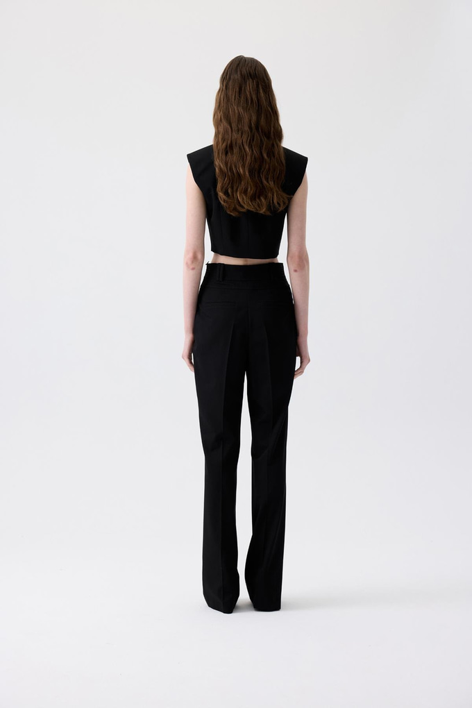 Magnetic Closure Padded Black Vest