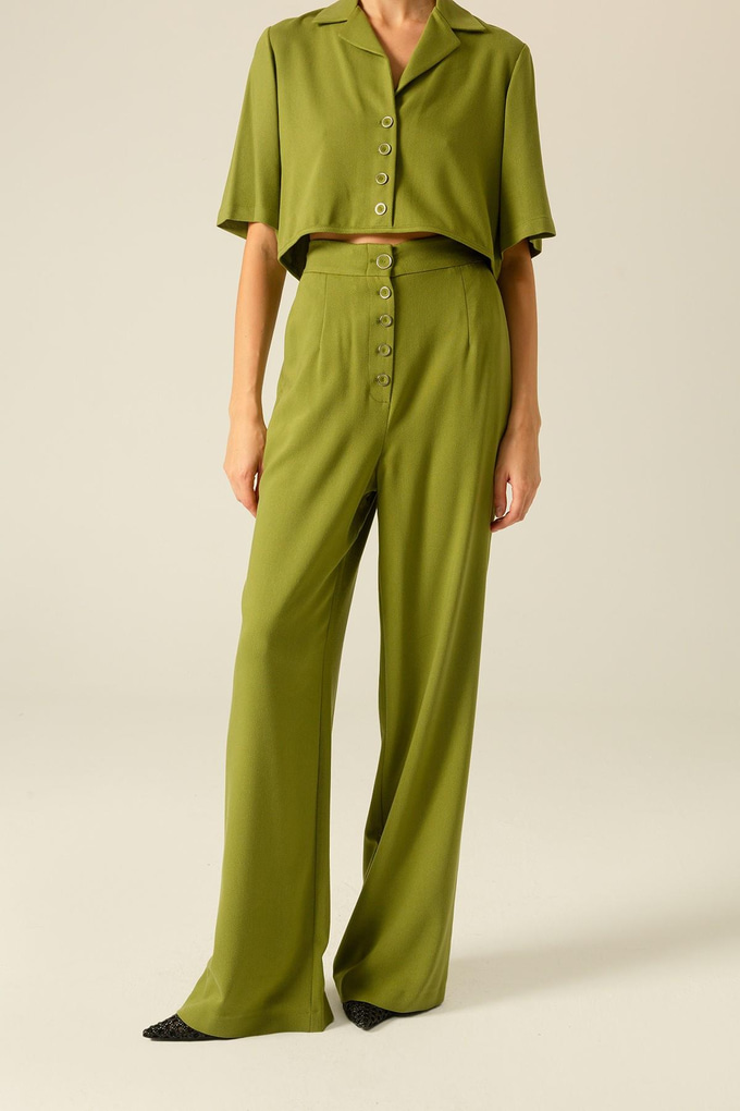 Önden Düğme Detaylı Ceket Yaka Yeşil Bluz