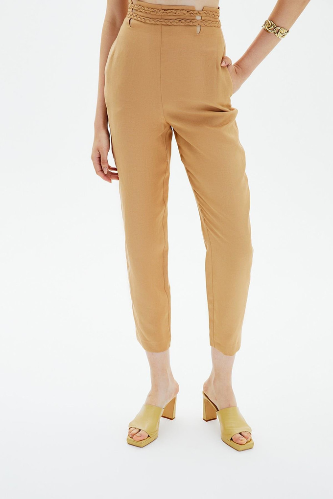 Örgü Kemerli Yüksek Bel Camel Pantolon