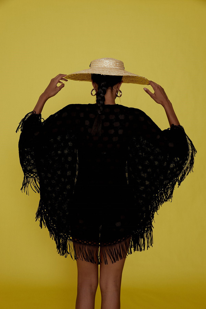 Püsküllü Etnik Siyah Kimono