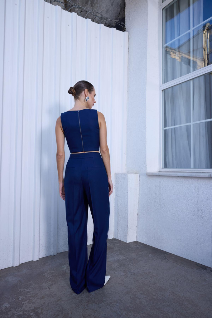 Relaxed Fit Pocket Navy Trousers