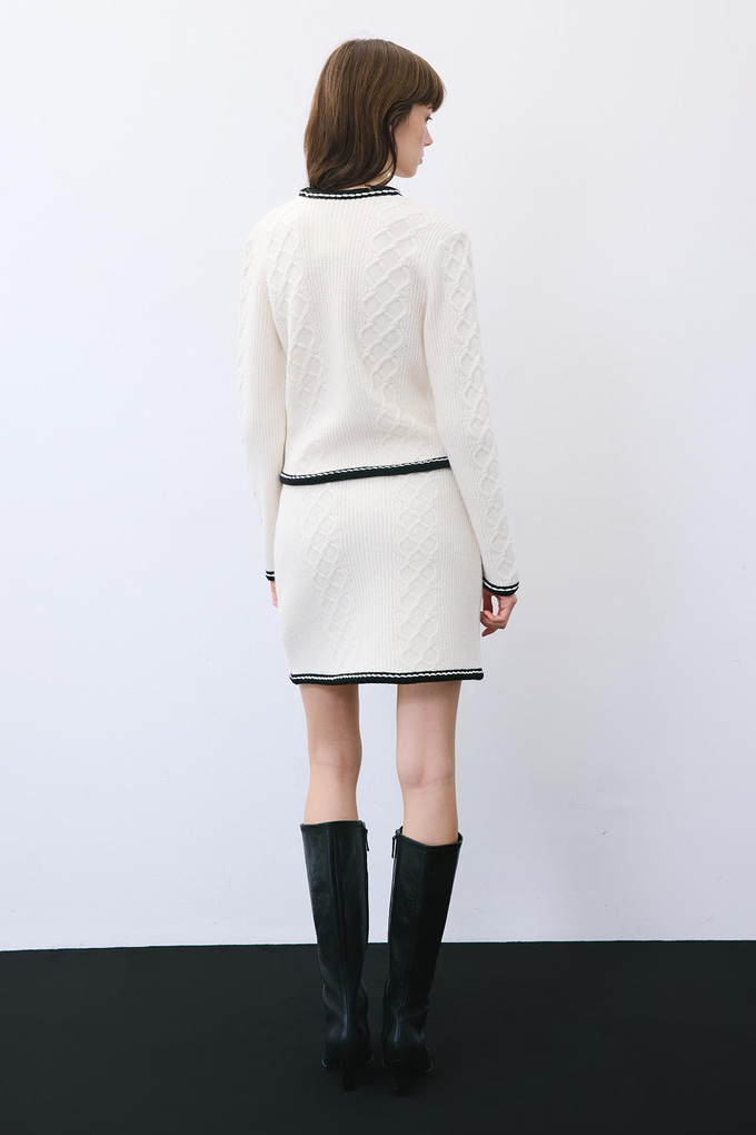 Ecru Knit Mini Skirt with Contrast Piping