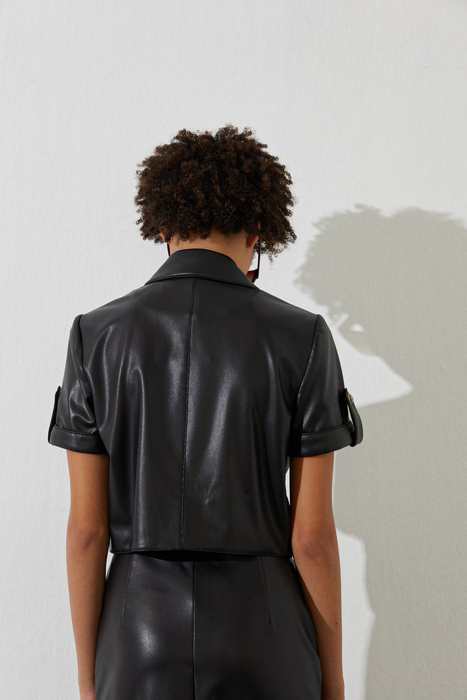 Suni Deri Crop Gömlek