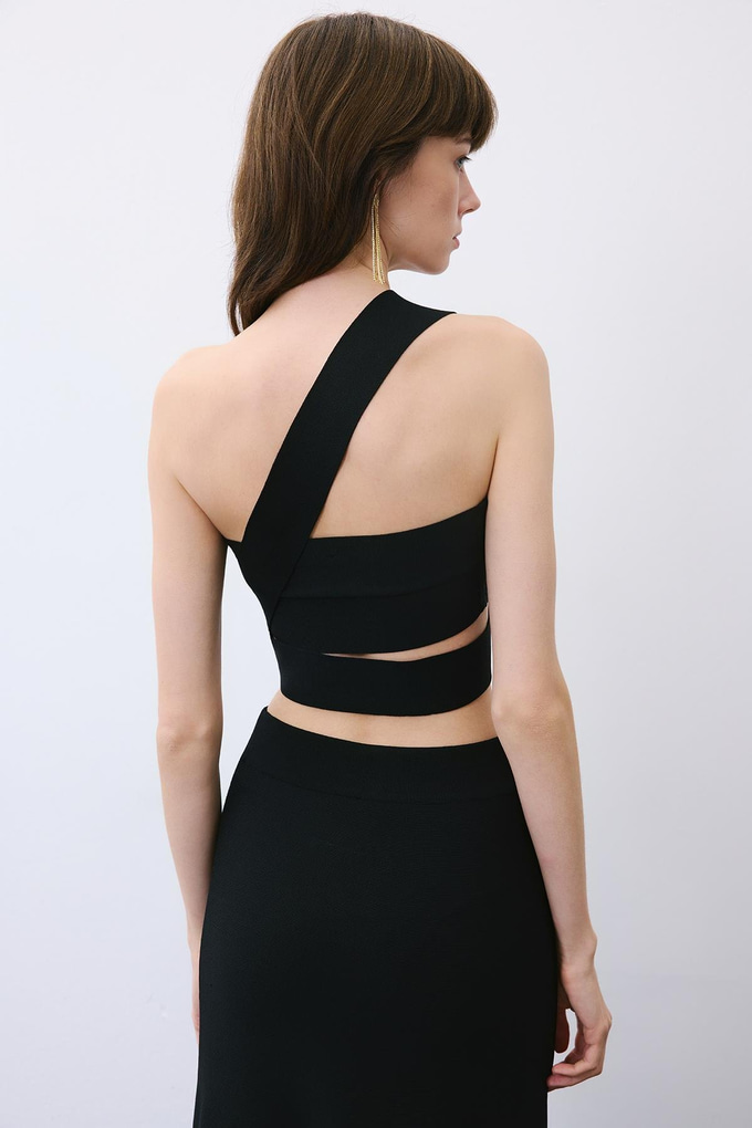 Black Knit One-Shoulder Bandeau Top