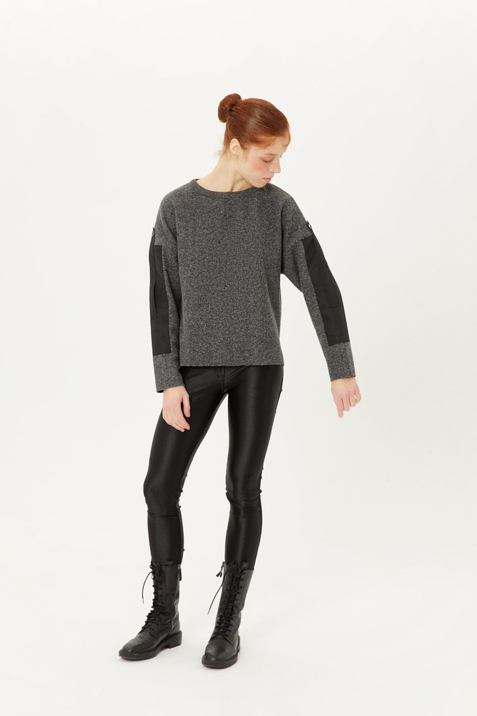 Triko Crop Kazak