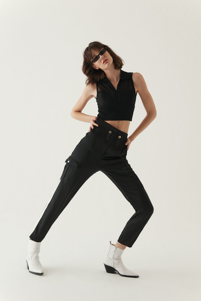 Triko Crop Siyah Bluz