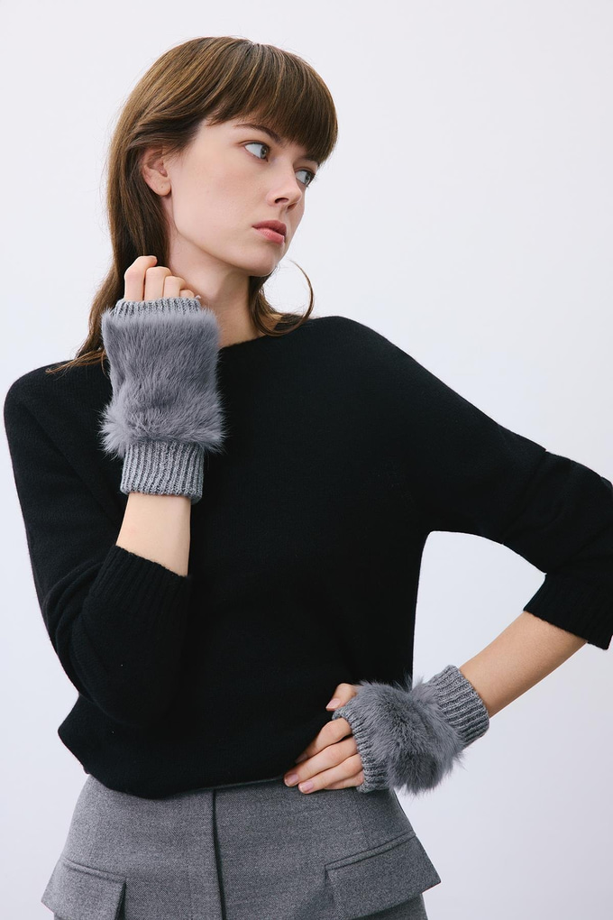 Fluffy Anthracite Knit Gloves