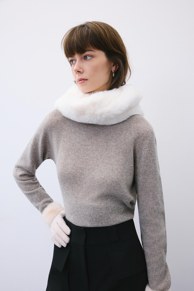 Fluffy Ecru Faux Fur Scarf