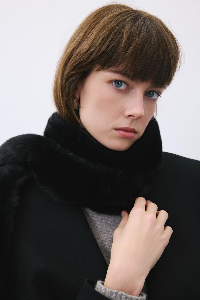 Fluffy Black Faux Fur Scarf