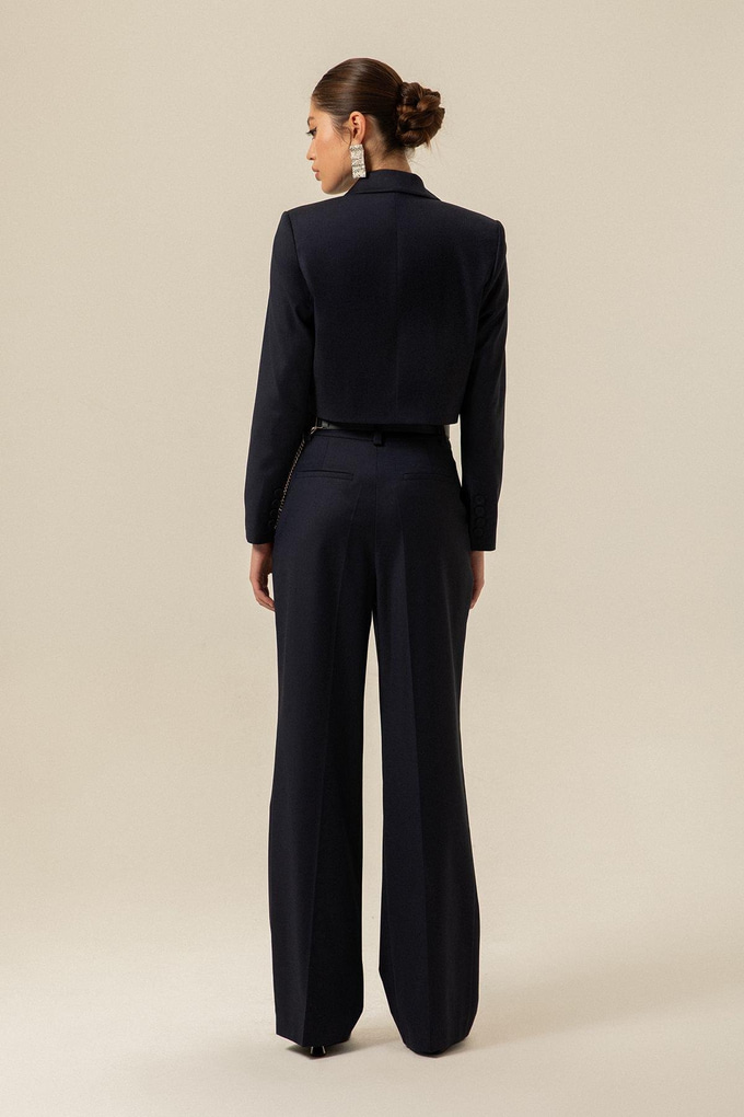 Uzun Kollu Lacivert Crop Ceket